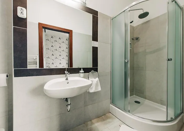 Sasone & Sas Two & Sas Ho 3*