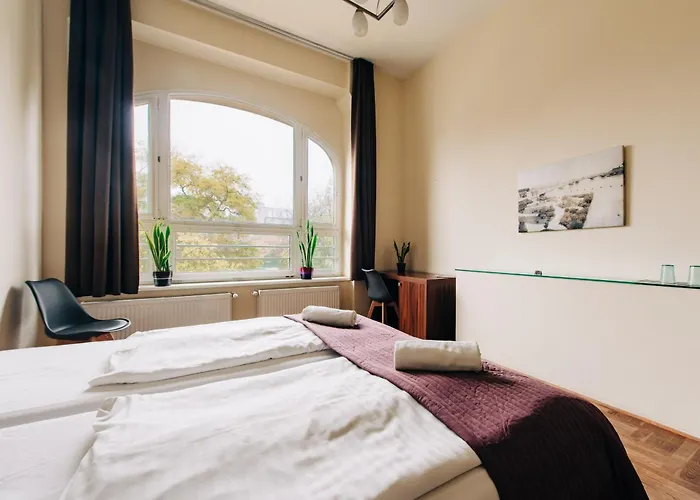 Sasone & Sas Two & Sas Ho