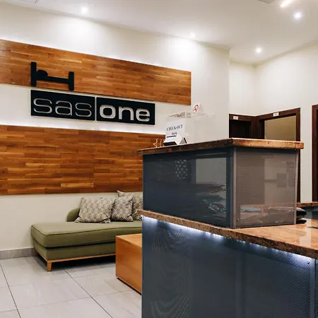 Sasone & Sas Two & Sas Ho Szálloda Budapest